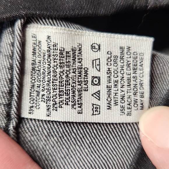 Free People Classic Black Denim Pencil Skirt NWT Size 2 - Picture 6 of 8